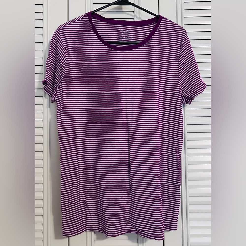 Faded Glory Purple and White Striped Short Sleeve Tee Size S
